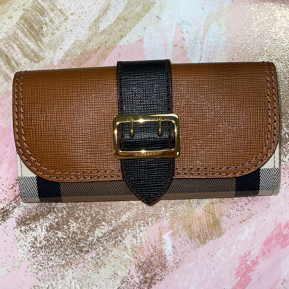 BURBERRY HALTON HOUSE CHECK EMBOSSED BRIDLE WALLET - Picture 2 of 13